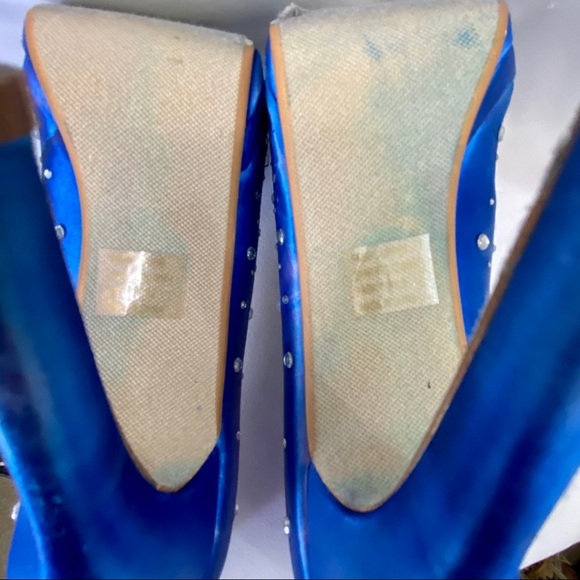 Touch Ups Women’s Royal Blue Platform Stilettos - Picture 12 of 16